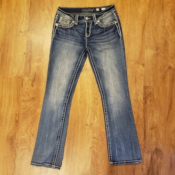 Miss Me Jeans Signature Slim Boot Women's 27 Waist Patchwork Pockets Bling EUC - Picture 1 of 13